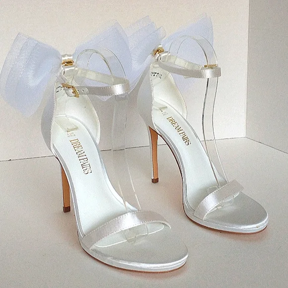 Like New Dream Pairs White Satin Stiletto Dress Sandals with Detachable Bow - Picture 3 of 15